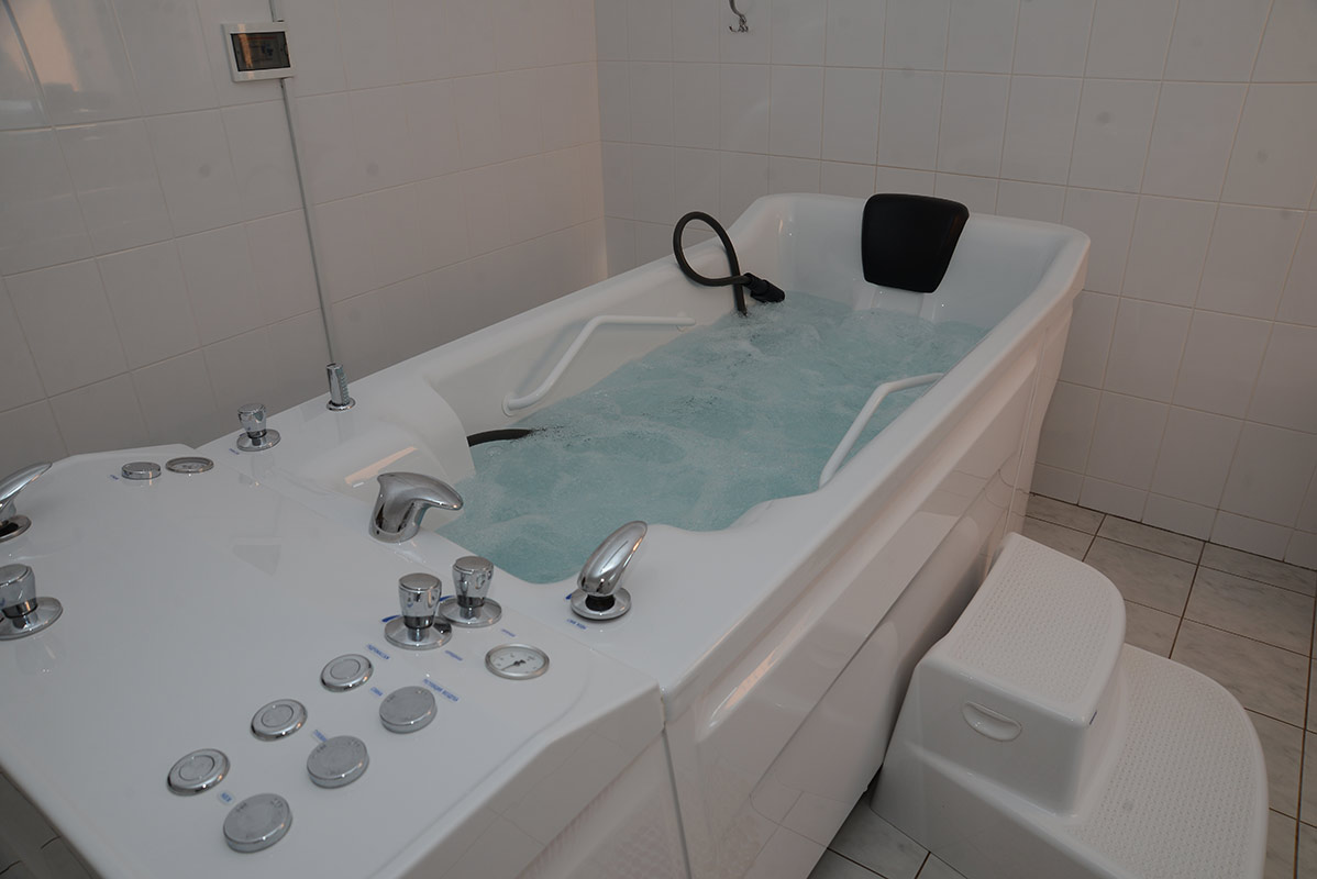 Бассейны и спа. Сколько стоит отдых на термальных водах Закарпатья осенью